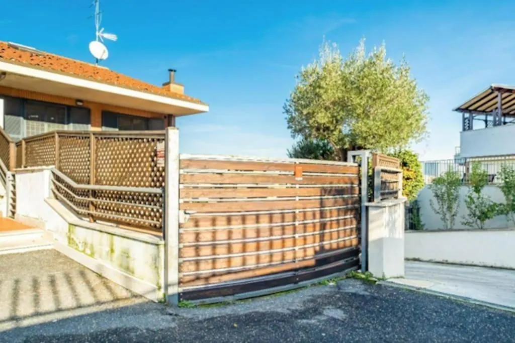 Orli Home Rom 0*,  Italien